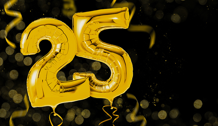 Golden balloons with copy space - Number 25