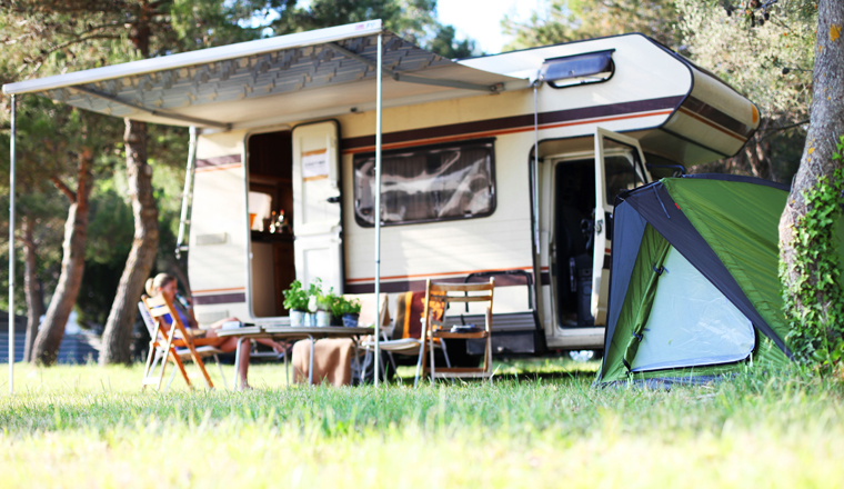 Campingfreunde öffnet sich für den Vermittlermarkt