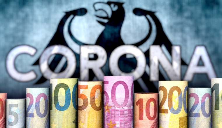 Corona, Coronavirus, Kosten, Covid 19, Geld, Deutschland, Virus, Wirtschaft, Euro, Folgekosten, Rezession, Gelder, Epidemie, Krise, Finanzkrise, Geldscheine, Euroscheine, Krankenkassen, Investitionen, Ausgaben, BRD, national, regional, Schulden, Finanzen, finanzielle, Hilfe, Erde, Corona-Virus, Hilfen, Haushalt, Verschuldung, Konjunkturprogramm, Unternehmen, Wirtschaftskrise, Bund, Mehrausgaben, Gefahr, Neuverschuldung, Covid-19, News, Wort, Risiko, Problem, Covid, Illustration, Prävention, Konzept, Text, Hintergrund, illustriert