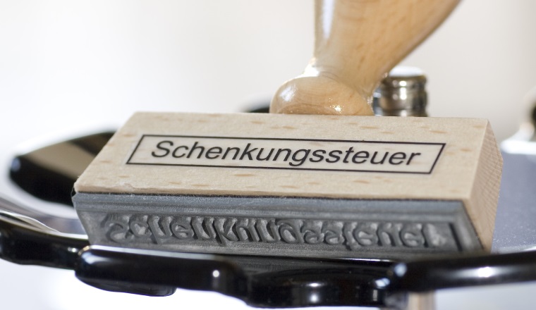 Stempel mit der Aufschrift "Schenkungssteuer"