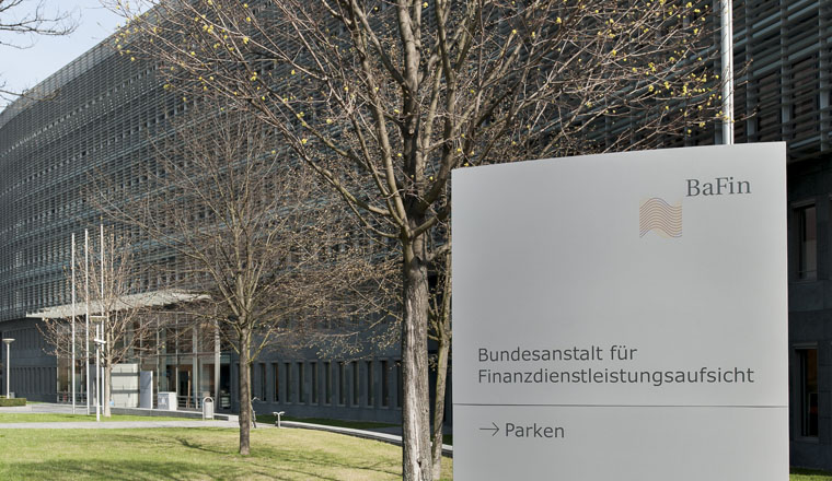 Steuerberater-Pensionskasse verliert Versicherungserlaubnis 