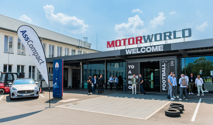 … hieß es am 27.06.2024 vom Forum betriebliche Versorgung (bV). Das alljährliche AssCompact Wissen Event fand diesmal in der Motorworld in Köln statt. 