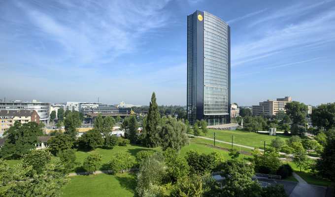 Wie bereits in der TRENDS-Studie des vorigen Quartals landet die ARAG auf dem 1. Platz. Die Spitzenposition kann der Versicherer aus Düsseldorf mit 30,3% für sich behaupten.<p><i>[Bild: © ARAG]</i>